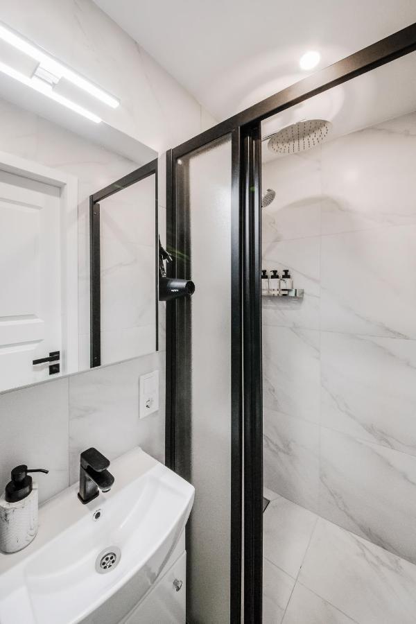 Stylish Apartment In Zverynas VNO Buitenkant foto